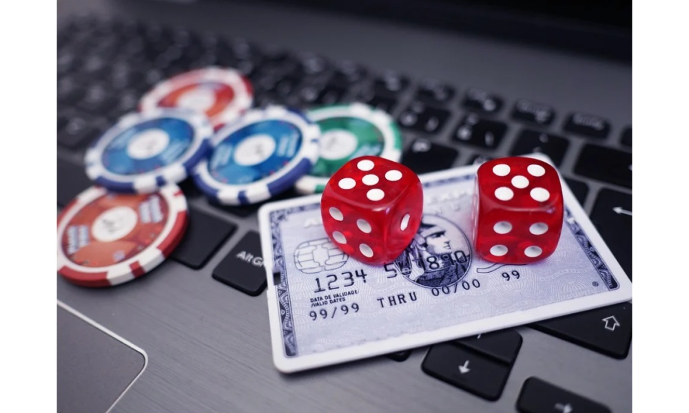 Developing a Long-Term Strategy for Consistent Wins in Online Casinos